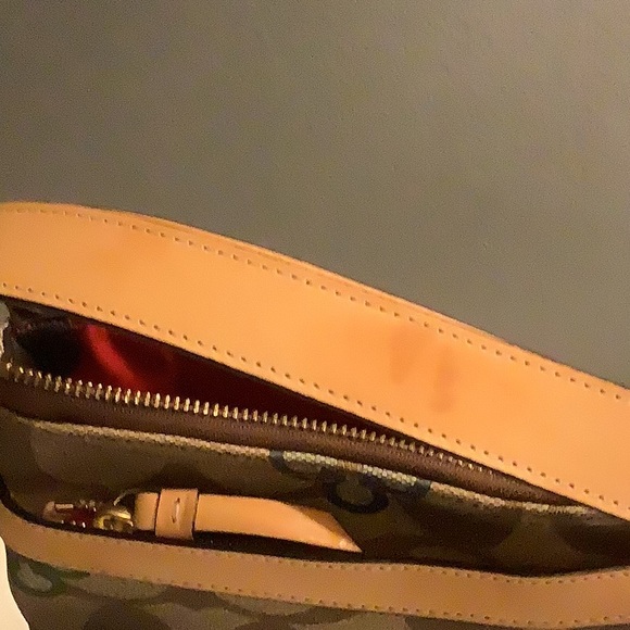 Coach PEYTON Signature Clover East West Duffle Bag - Picture 7 of 7